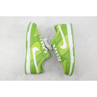Nike Dunk Low "Green Apple" фото № 7 Nike Dunk Low "Green Apple" фото № 7