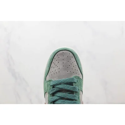 Otomo Katsuhiro x Nike SB Dunk Low "Dark Aqua/Peach" фото № 3