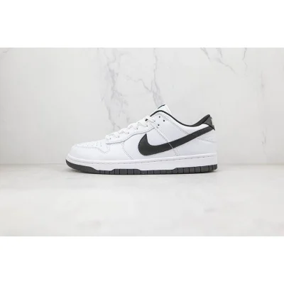 Nike Dunk Low "Panda" фото № 2