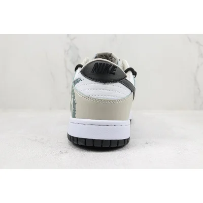 Nike Dunk Low "Brush Graffiti Cross" фото № 8 Nike Dunk Low "Brush Graffiti Cross" фото № 8