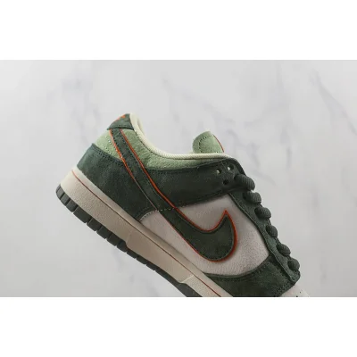 Otomo Katsuhiro x Nike SB Dunk Low "Steamboy OST/Green/Orange" фото № 4