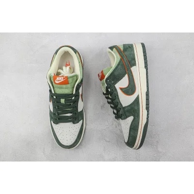 Otomo Katsuhiro x Nike SB Dunk Low "Steamboy OST/Green/Orange" фото № 6