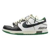 Nike SB Dunk Low "Miami Hurricanes"