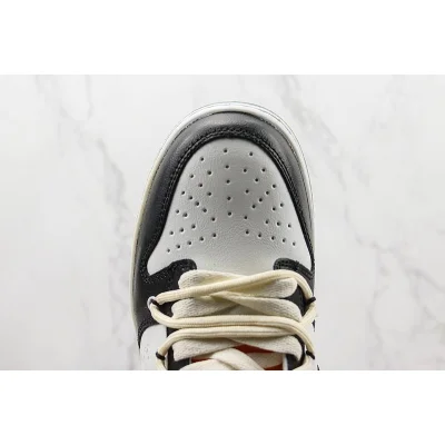 Nike SB Dunk Low "Miami Hurricanes" фото № 3 Nike SB Dunk Low "Miami Hurricanes" фото № 3