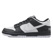 Nike SB Zoom Dunk Low "Black/White"