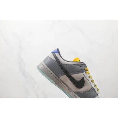 North Carolina A&T x Nike SB Dunk Low "Ayante" фото № 4