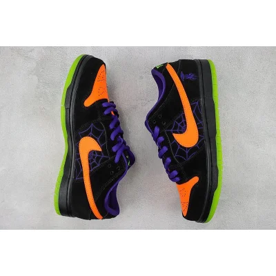 Dunk SB Low "Night of Mischief Halloween" фото № 6