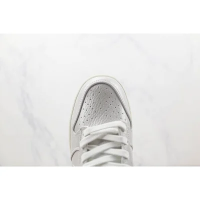 Nike Dunk Low "Metallic Silver" фото № 4