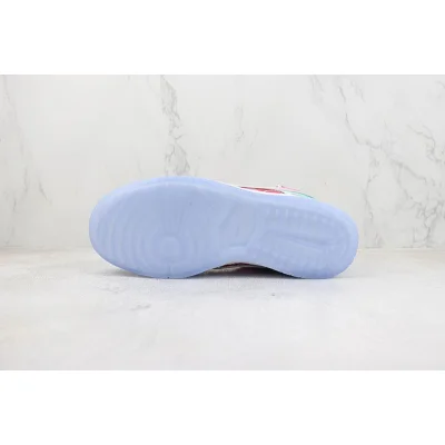 Nike Dunk Low "Spider-Gwen" фото № 8 Nike Dunk Low "Spider-Gwen" фото № 8