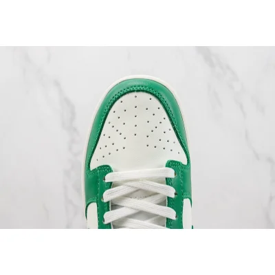 Nike Dunk Low "Malachite/Gold" фото № 4 Nike Dunk Low "Malachite/Gold" фото № 4