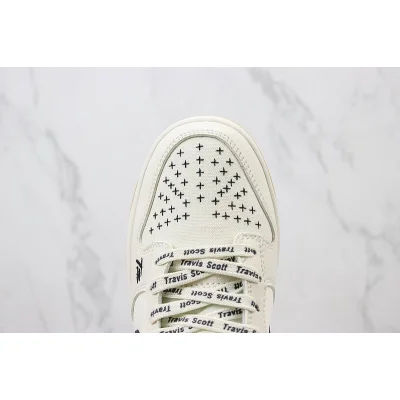 Travis Scott x Nike Dunk Low "Cream White/Beige Label" фото № 4