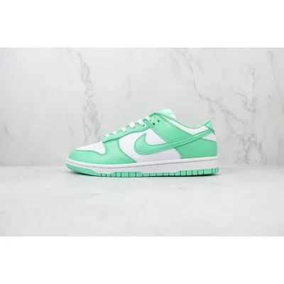 Nike Dunk Low "Green Glow" фото № 2