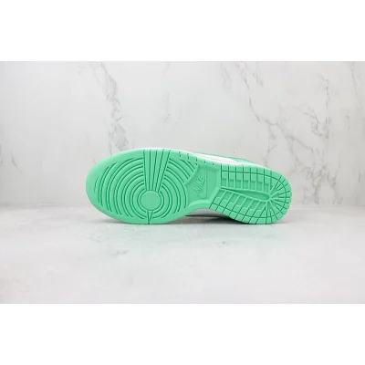Nike Dunk Low "Green Glow" фото № 8