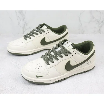 Nike Dunk Low "Pearl White/Dark Green" фото № 5