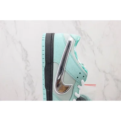 Tagz Footwear x Nike Dunk Low "Tiffany Lobster" фото № 3 Tagz Footwear x Nike Dunk Low "Tiffany Lobster" фото № 3
