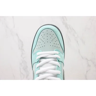 Tagz Footwear x Nike Dunk Low "Tiffany Lobster" фото № 4 Tagz Footwear x Nike Dunk Low "Tiffany Lobster" фото № 4