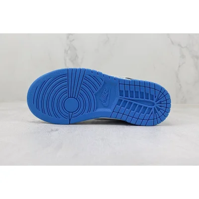 Nike SB Dunk Low "Two-Toned Grey/White/Blue/Green" фото № 8