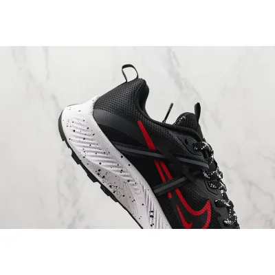 Gore-Tex x Nike Zoom Pegasus Trail 2 "Black/Red/White" фото № 4
