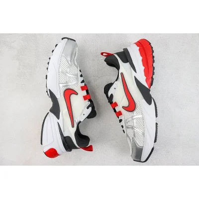 Nike Runtekk "White/Black/Red" фото № 6
