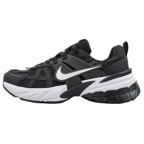 Nike Runtekk "Black/White"