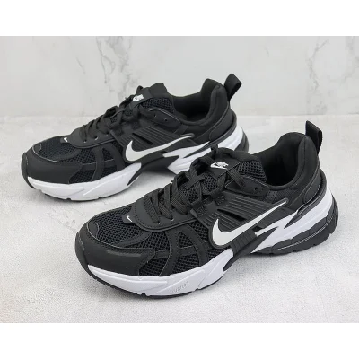 Nike Runtekk "Black/White" фото № 5 Nike Runtekk "Black/White" фото № 5