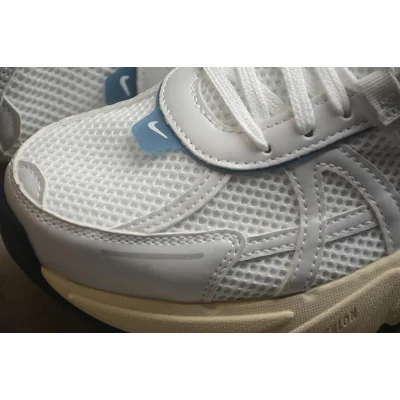 Nike V2K Run Runtekk "Summit White Metallic Silver" фото № 7