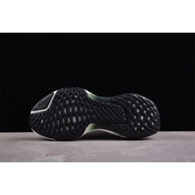 Nike ZoomX Invincible Run Fk3 "White/Pro Green" фото № 4 Nike ZoomX Invincible Run Fk3 "White/Pro Green" фото № 4