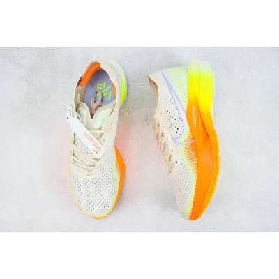 Nike ZoomX Vaporfly 3 "Total Orange/Cobalt Bliss" фото № 7 Nike ZoomX Vaporfly 3 "Total Orange/Cobalt Bliss" фото № 7