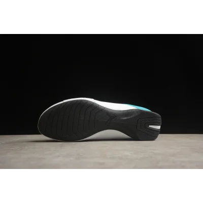 Mercedes-AMG Petronas F1 x Puma Future Cat OG "White Spectra Green" фото № 4 Mercedes-AMG Petronas F1 x Puma Future Cat OG "White Spectra Green" фото № 4
