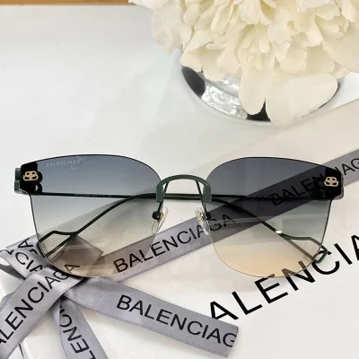 Солнцезащитные очки Balenciaga Without Frame With Logo "Gray/Beige" фото № 2