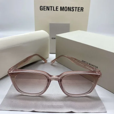 Солнцезащитные очки Gentle Monster Temples Decorated By Two Ovals And Dots "Brown" фото № 9