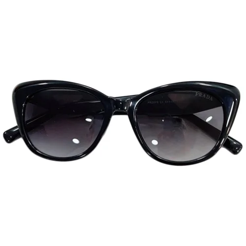 Солнцезащитные очки Prada Cat Eye Shaped Frame With Gold Logo "Black"