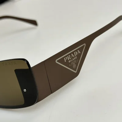 Солнцезащитные очки Prada Logo Inside Triangle On Temples "Brown" фото № 5