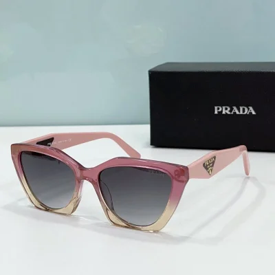 Солнцезащитные очки Prada Frame Decorated By Triangle And Logo "Pink" фото № 2 Солнцезащитные очки Prada Frame Decorated By Triangle And Logo "Pink" фото № 2