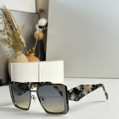 Солнцезащитные очки Prada Wide Lenses Frame With Logo "Black/Beige" фото № 2