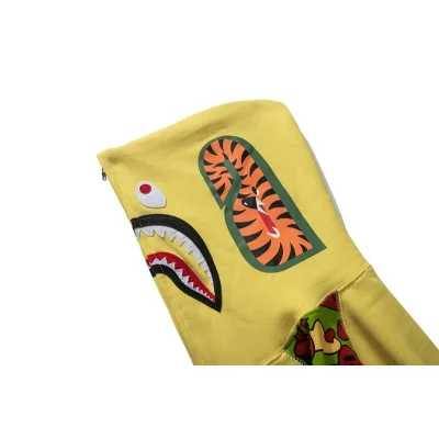 Худи A Bathing Ape Shark Hood And Pockets Camouflage Sleeves Zip "Yellow" фото № 3