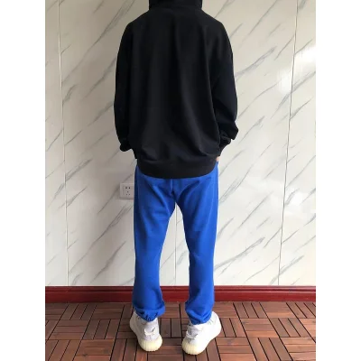 Худи Stussy Plain With Front Logo And Wide Pocket "Black" фото № 9 Худи Stussy Plain With Front Logo And Wide Pocket "Black" фото № 9