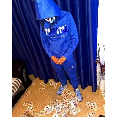 Худи Trapstar Big Logo Above Small Mirror Inscription It's A Secret "Blue" фото № 6 Худи Trapstar Big Logo Above Small Mirror Inscription It's A Secret "Blue" фото № 6