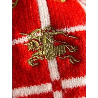 Свитер Burberry Backside Print Gold Warrior And Horse "Red" фото № 5