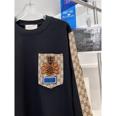 Свитшот Gucci Brand Style On The Sleeve "Black" фото № 2