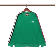 Свитшот Gucci Small Logo And Stripes On The Sleeve