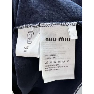 Свитшот Miu Miu Frontside White Small Logo Miu Miu "Blue" фото № 3