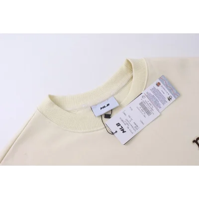 Свитшот MLB With Letters Patch "Cream" фото № 5