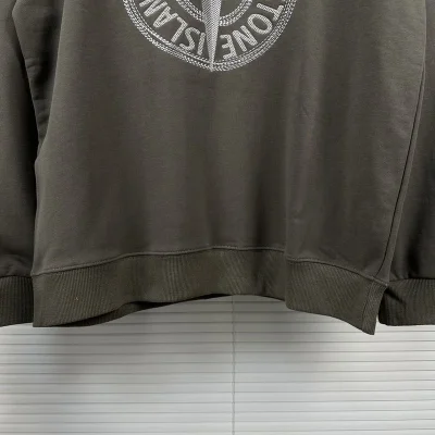 Свитшот Stone Island With An Embroidered Large Logo "Brown/Gray" фото № 2