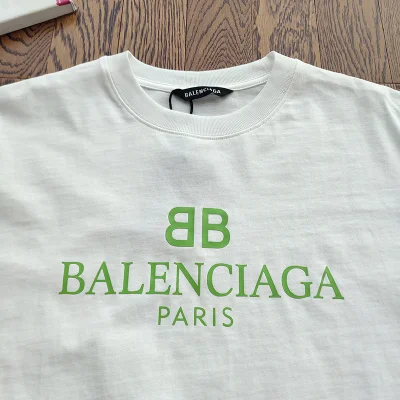 Футболка Balenciaga Short Sleeve With Brand Logo "White" фото № 5 Футболка Balenciaga Short Sleeve With Brand Logo "White" фото № 5