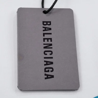 Футболка Balenciaga Wavy Brand Lettering "White" фото № 3