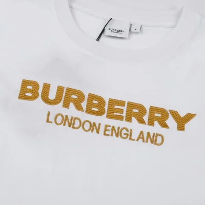Футболка Burberry Longon-England "White" фото № 5 Футболка Burberry Longon-England "White" фото № 5