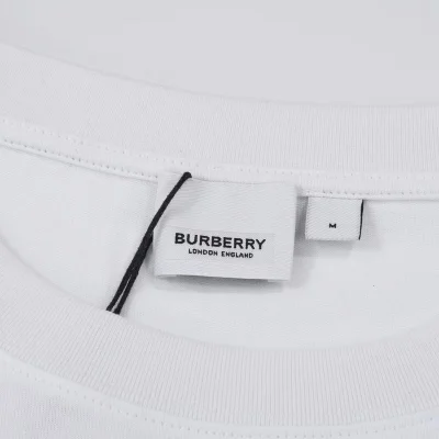 Футболка Burberry Longon-England "White" фото № 6 Футболка Burberry Longon-England "White" фото № 6