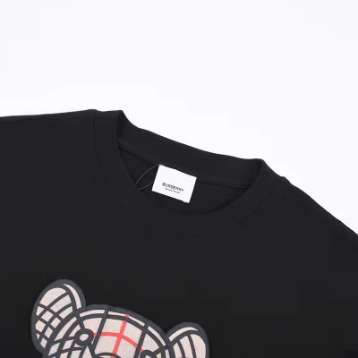 Футболка Burberry With Cute Print "Black" фото № 2