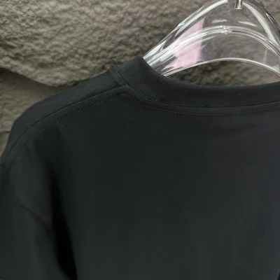 Футболка Christian Dior Frontside Logo Chinislion Dior "Black" фото № 5 Футболка Christian Dior Frontside Logo Chinislion Dior "Black" фото № 5